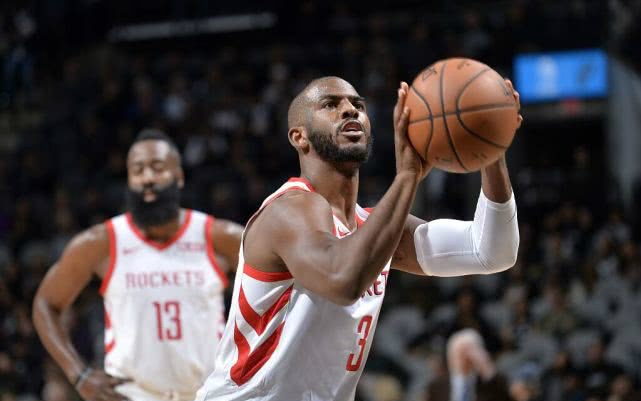  狼堡防线溃败遭升班马羞辱  